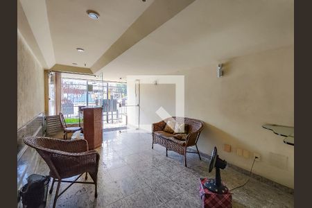 Apartamento à venda com 86m², 2 quartos e 1 vagaFachada e portaria