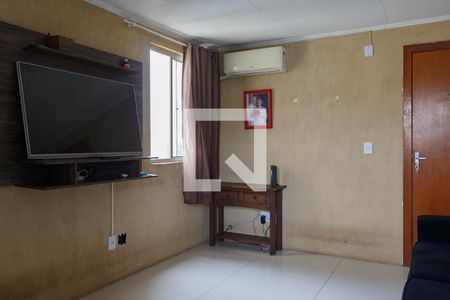 Sala de apartamento à venda com 2 quartos, 47m² em Vila Nova, Porto Alegre