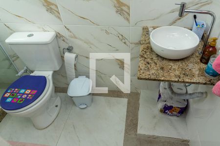 Casa de condomínio à venda com 145m², 3 quartos e 1 vagaBanheiro 3