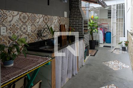 Casa de condomínio à venda com 145m², 3 quartos e 1 vagaÁREA DE GOURMET