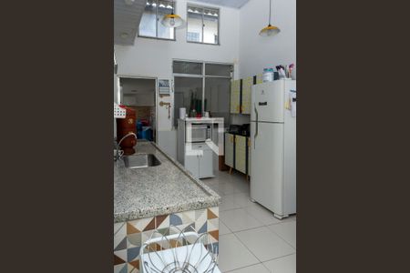 Casa de condomínio à venda com 145m², 3 quartos e 1 vagaCozinha - Armários