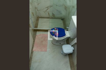 Casa de condomínio à venda com 145m², 3 quartos e 1 vagaBanheiro 3