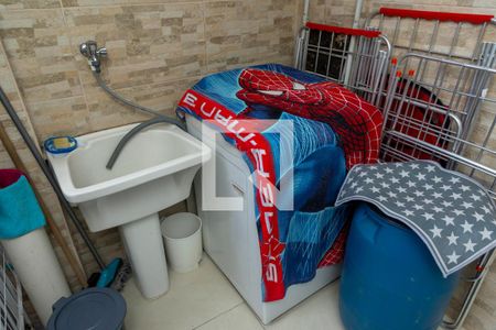 Casa de condomínio à venda com 145m², 3 quartos e 1 vagaÁrea de Serviço