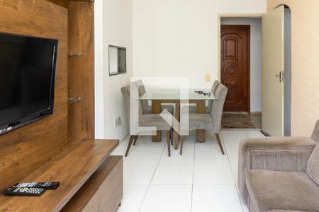 Sala Estar / Jantar de apartamento para alugar com 2 quartos, 50m² em Pechincha, Rio de Janeiro