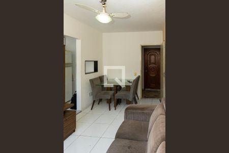 Sala Estar / Jantar de apartamento para alugar com 2 quartos, 50m² em Pechincha, Rio de Janeiro