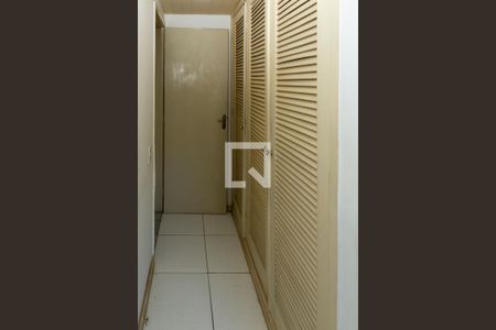 Apartamento para alugar com 50m², 2 quartos e 2 vagas Apartamento para alugar com 50m², 2 quartos e 2 vagasQuarto 2 - Armários