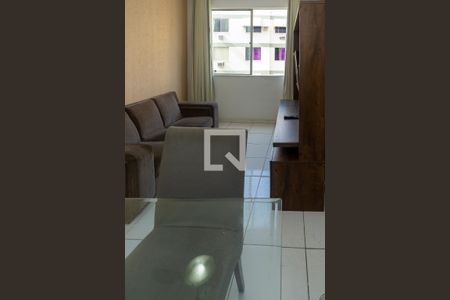 Sala Estar / Jantar de apartamento para alugar com 2 quartos, 50m² em Pechincha, Rio de Janeiro