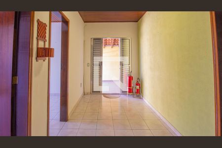 Casa à venda com 145m², 2 quartos e 1 vaga Casa à venda com 145m², 2 quartos e 1 vagaCorredor