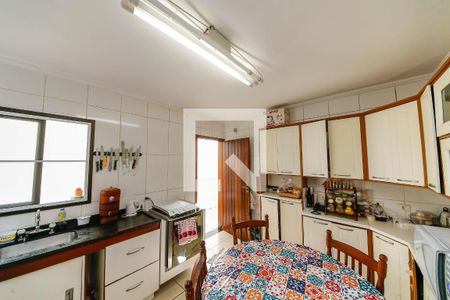 Casa à venda com 287m², 6 quartos e 3 vagasCozinha