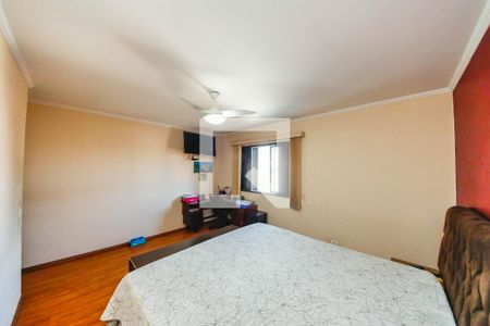 Casa à venda com 287m², 6 quartos e 3 vagasSuíte 2