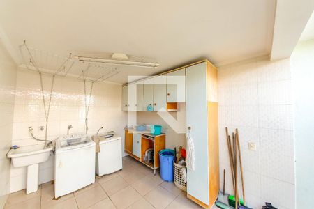 Casa à venda com 287m², 6 quartos e 3 vagasÁrea de Serviço 2