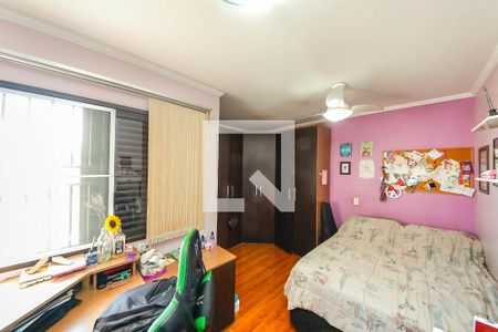 Casa à venda com 287m², 6 quartos e 3 vagasQuarto 3