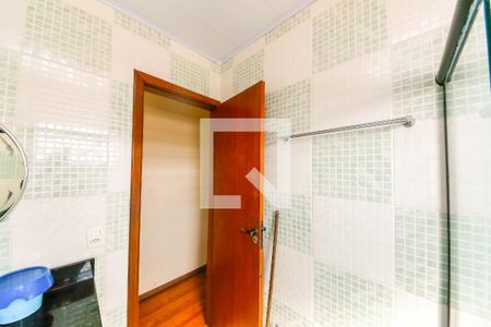 Casa à venda com 287m², 6 quartos e 3 vagasBanheiro Suíte 2