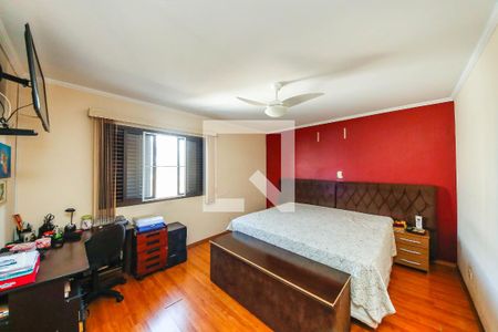 Casa à venda com 287m², 6 quartos e 3 vagasSuíte 2