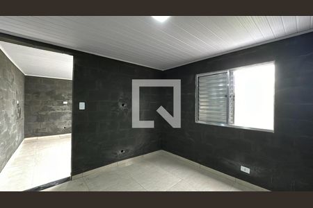 Sala de kitnet/studio para alugar com 1 quarto, 27m² em Pilarzinho, Curitiba