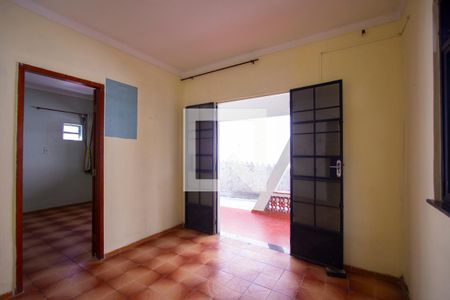 Sala de casa para alugar com 2 quartos, 180m² em Rocha, São Gonçalo