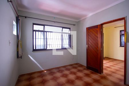 Quarto 1 de casa para alugar com 2 quartos, 180m² em Rocha, São Gonçalo