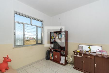 Sala de apartamento à venda com 1 quarto, 38m² em Olaria, Rio de Janeiro