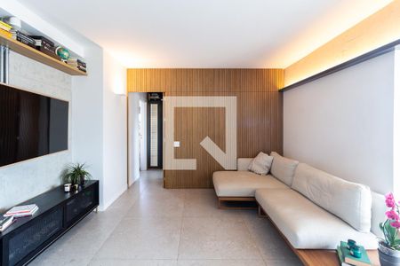 Sala de apartamento à venda com 2 quartos, 118m² em Cerqueira César, São Paulo