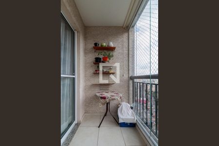 Varanda Sala de apartamento à venda com 3 quartos, 64m² em Vila Praia, São Paulo