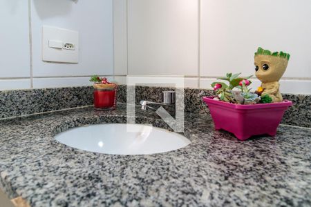 Apartamento à venda com 64m², 3 quartos e 1 vagaBanheiro Social