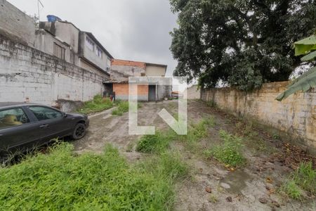 Casa à venda com 500m², 2 quartos e 3 vagas Casa à venda com 500m², 2 quartos e 3 vagasQuintal