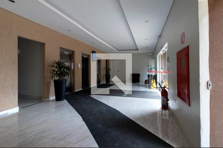 Apartamento à venda com 48m², 2 quartos e 1 vagahall de entrada do prédio_4