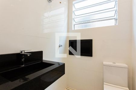 Casa para alugar com 125m², 3 quartos e 2 vagas Casa para alugar com 125m², 3 quartos e 2 vagasBanheiro Social