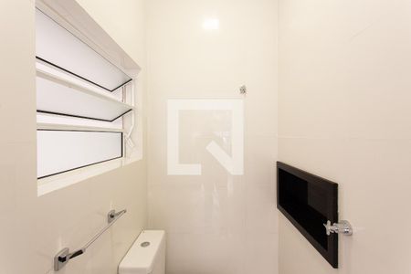 Casa para alugar com 125m², 3 quartos e 2 vagas Casa para alugar com 125m², 3 quartos e 2 vagasBanheiro de Serviço