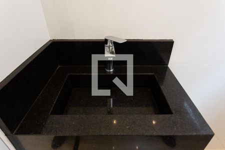 Casa para alugar com 125m², 3 quartos e 2 vagas Casa para alugar com 125m², 3 quartos e 2 vagasBanheiro Social