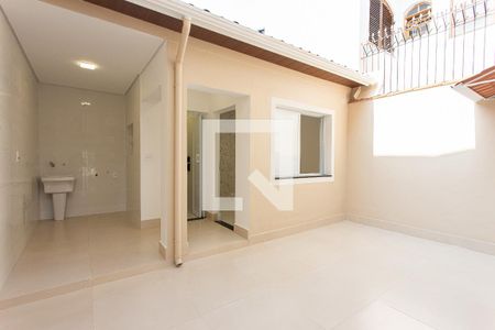 Casa para alugar com 125m², 3 quartos e 2 vagas Casa para alugar com 125m², 3 quartos e 2 vagasQuintal