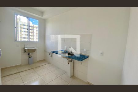 Cozinha de apartamento à venda com 2 quartos, 47m² em Palmeiras, Belo Horizonte