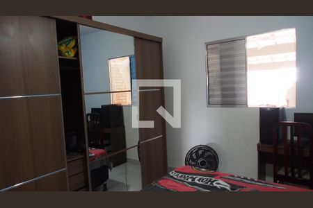 Casa à venda com 122m², 3 quartos e 2 vagasQuarto 2 - Suíte