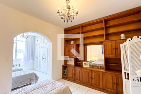 Apartamento à venda com 400m², 4 quartos e 2 vagas Apartamento à venda com 400m², 4 quartos e 2 vagasQuarto 03