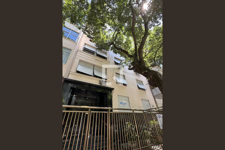 Apartamento à venda com 400m², 4 quartos e 2 vagas Apartamento à venda com 400m², 4 quartos e 2 vagasFachada