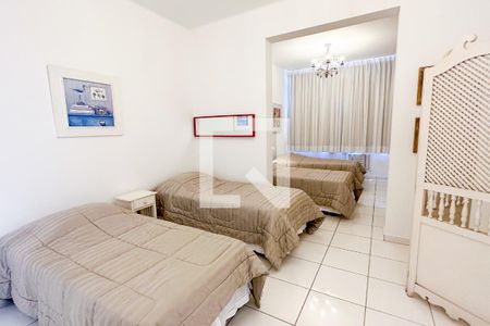 Apartamento à venda com 400m², 4 quartos e 2 vagas Apartamento à venda com 400m², 4 quartos e 2 vagasQuarto 02