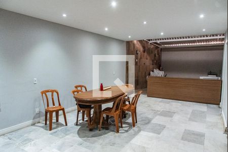 Apartamento à venda com 72m², 3 quartos e 1 vagaSalão de festas