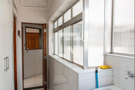 Apartamento à venda com 72m², 3 quartos e 1 vagaÁrea de serviço