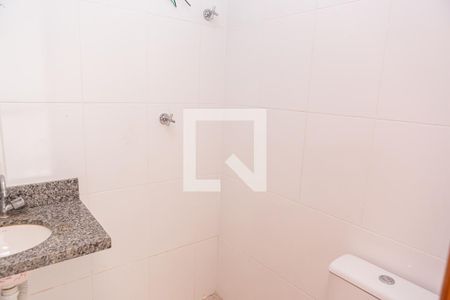 Apartamento para alugar com 38m², 2 quartos e sem vagaBanheiro