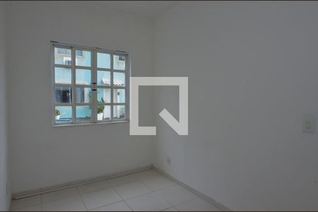 Casa de condomínio à venda com 178m², 5 quartos e 1 vagaQuarto 5