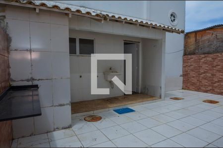 Casa de condomínio à venda com 178m², 5 quartos e 1 vagaÁrea comum