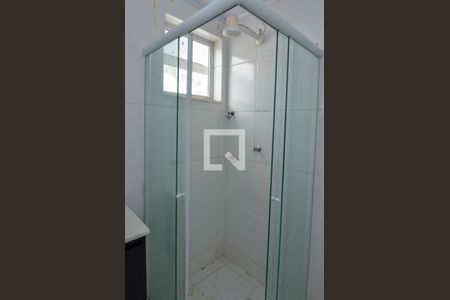 Casa de condomínio à venda com 178m², 5 quartos e 1 vagaBanheiro 