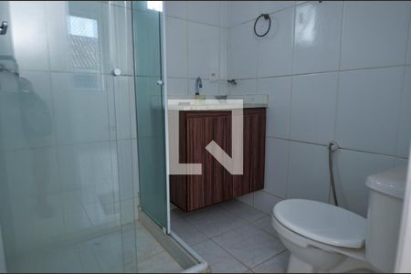 Casa de condomínio à venda com 178m², 5 quartos e 1 vagaBanheiro 