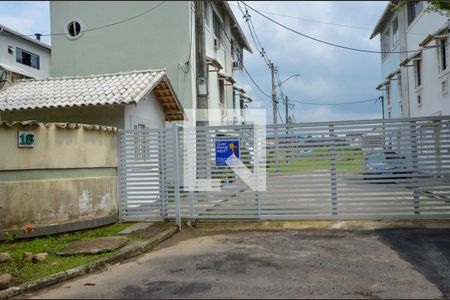 Casa de condomínio à venda com 178m², 5 quartos e 1 vagaFachada