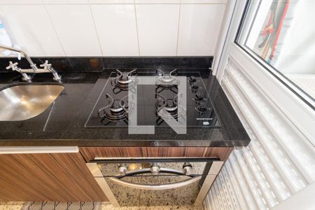 Apartamento à venda com 78m², 2 quartos e 2 vagasDetalhe - Cozinha