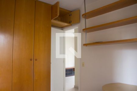 Quarto 2 de apartamento para alugar com 2 quartos, 51m² em Vila Andrade, São Paulo
