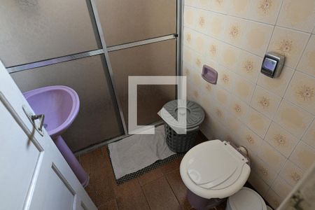 Banheiro  de casa à venda com 1 quarto, 300m² em Vila Moinho Velho, São Paulo