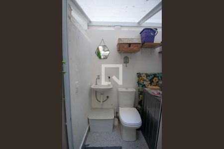 Apartamento à venda com 78m², 2 quartos e sem vagaLavabo