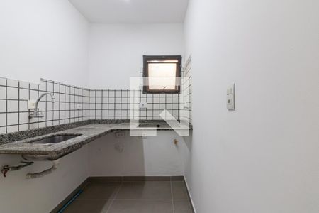 Cozinha de kitnet/studio para alugar com 1 quarto, 28m² em Vila Olímpia, São Paulo