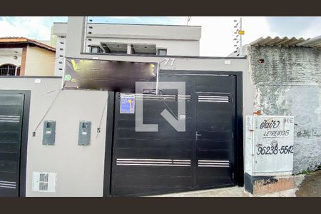 Casa à venda com 128m², 3 quartos e 2 vagasFachada